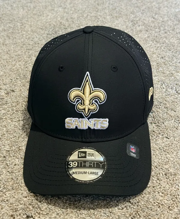 New Era Men's New Orleans Saints Night Black 39Thirty Fitted Hat size Med/Large - Image 2