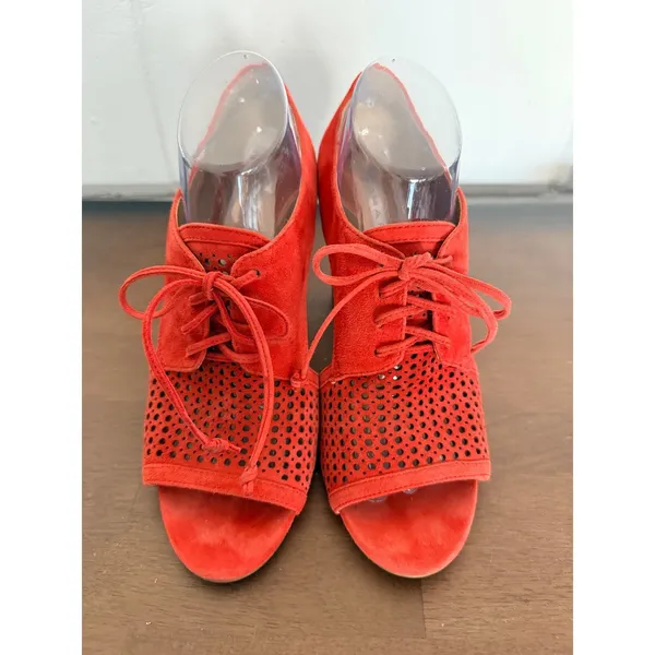 Tahari Coral Megyn Suede Laser Cut Lace Up Peep‎ Toe Block Heel Shoes Size 9 - Image 3