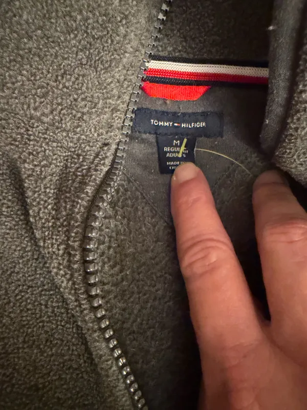 Tommy Hilfiger Gray Quarter-Zip Fleece Pullover with Yellow Embroidery - Image 3
