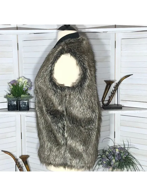 Asos Faux Fur brown vest pockets zipper ski resort travel elegant steampunk cozy - Image 4