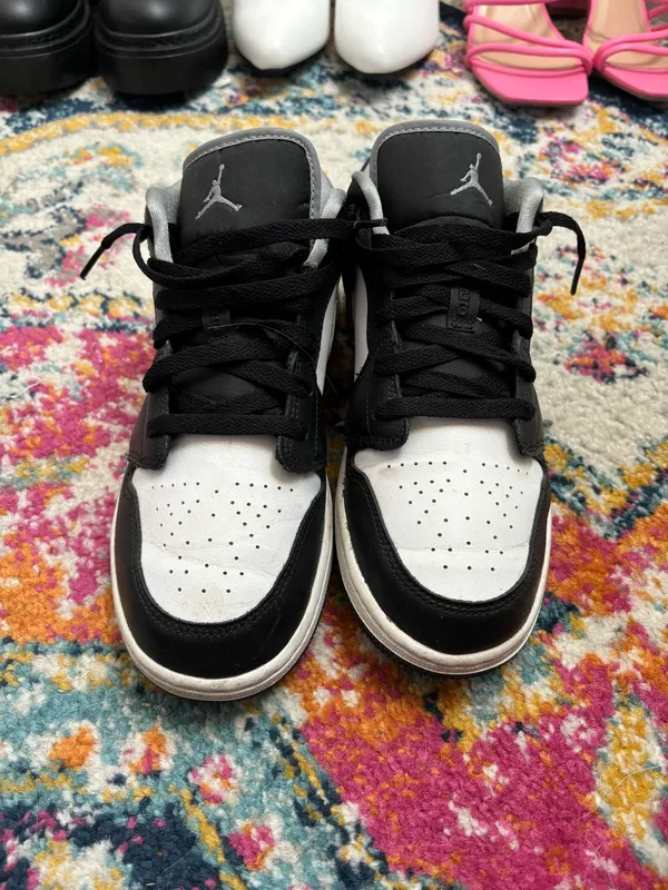 Jordan 1’s - Image 2