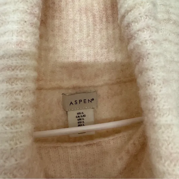 Aspen Wool Blend Light Pink Turtleneck Sweater Size L - Image 3