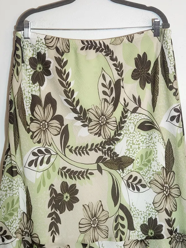 Alfred Dunner Green and Brown Midi Skirt with Ruffle Hem Size 18 - Image 3
