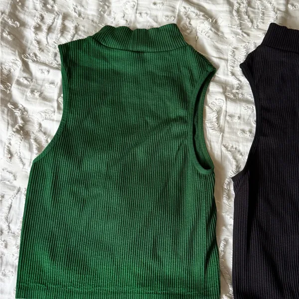 ZARA 2 Pack S Green/Black Ribbed Mock Neck Sleeveless Tank - Image 3