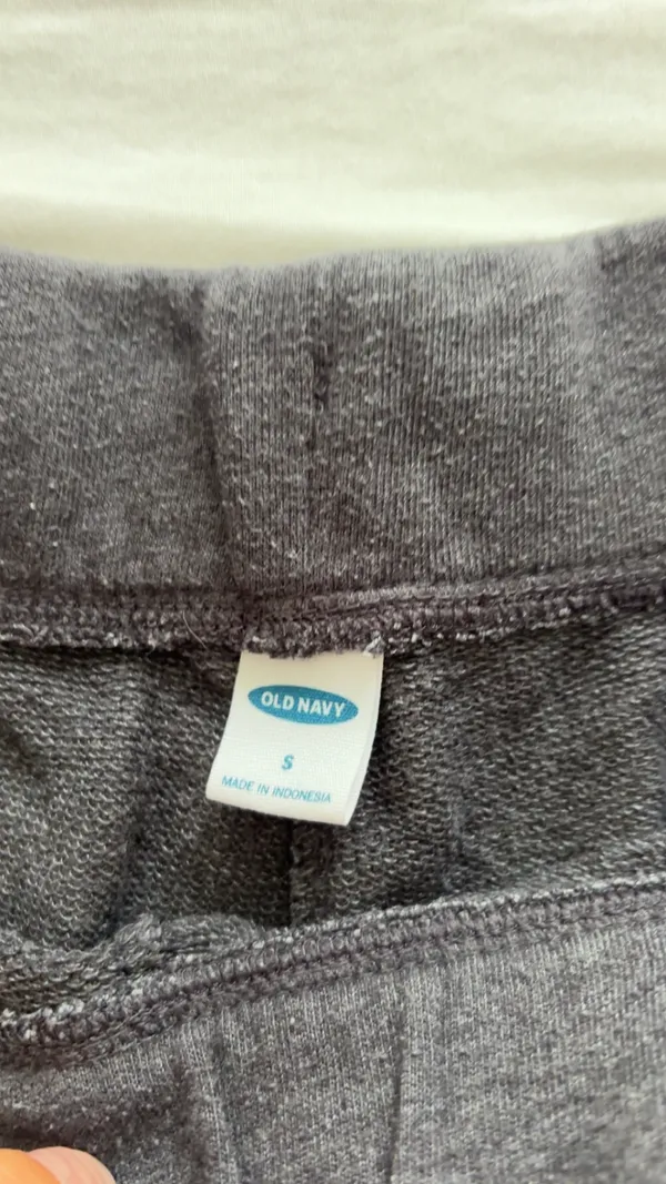 Old Navy gray low rise mini shorts size s - Image 2