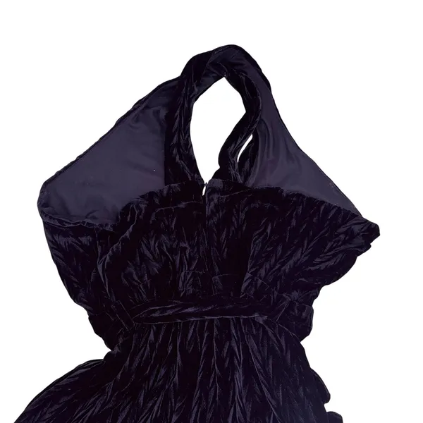 Sadie & Sage Textured Velvet Halter Jumpsuit Keyhole Crisscross Medium Glam - Image 5