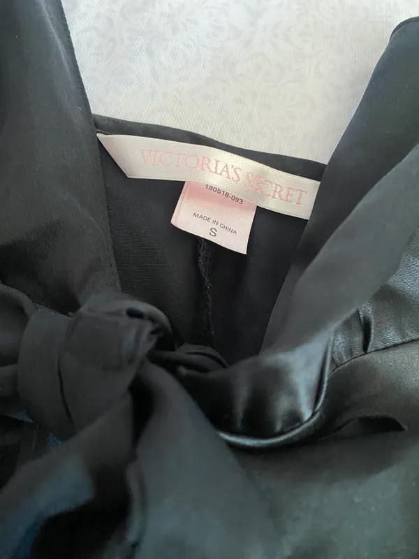 Y2K Victoria Secret black tank top - Image 4
