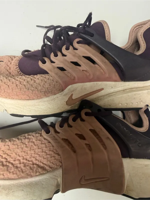 Nike Air Presto Women’s Pink Black Running Shoes Sneakers Size 9 - Image 2