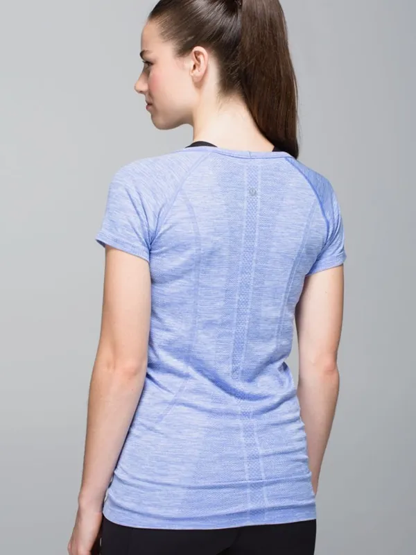 Lululemon Run: Swiftly Tech V Neck Heathered Lullaby Blue Size 6 - Image 2