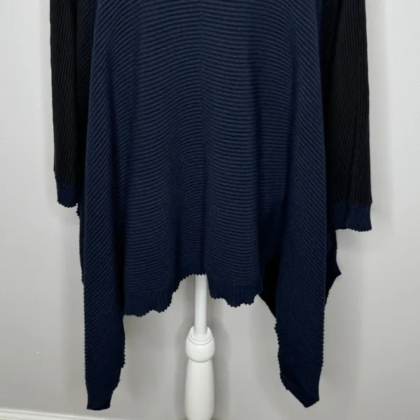 Lululemon It All Lines Up Poncho Sweater OS Navy Black Ribbed Knit Travel‎ Cozy - Image 7