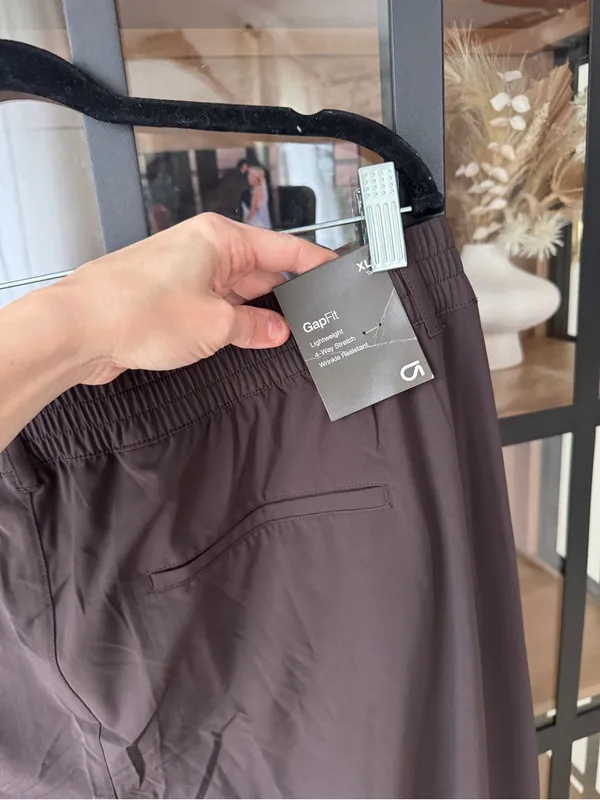 NWT GapFit Tech High Rise Barrel Trousers pants terra brown performance eco - Image 3