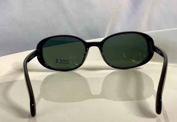 Retro style sunglasses brand new Black - Image 4