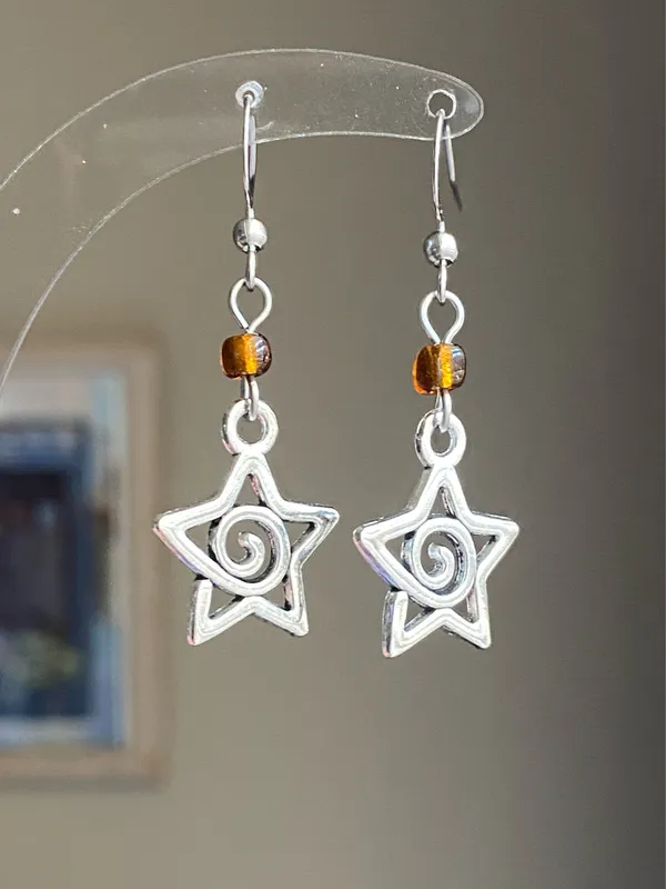 Handmade funky grunge y2k swirl star dangle earrings 🌙🌀 - Image 5