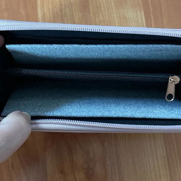 French‎ Connection Pink Wallet - Image 3