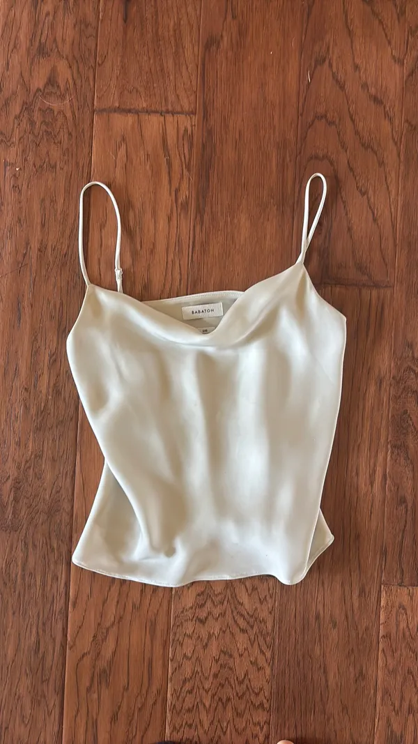 aritzia silk top - Image 3