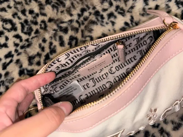Juicy Couture barrel bag - Image 9