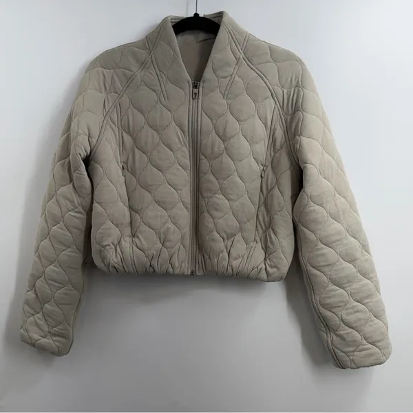 Lululemon Quilted Bomber Jacket Women’s 2 Riverstone Sage Green Cropped LW3HFMS - Image 14