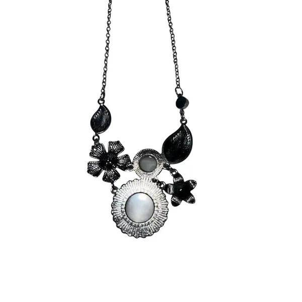 Paparazzi Exquisitely Eden White Statement Necklace Floral Silver Women One Size - Image 6