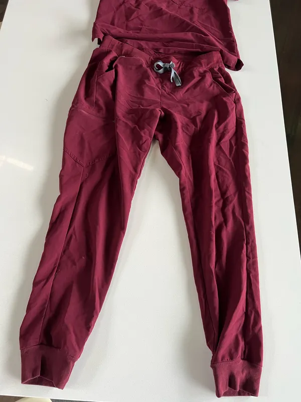FIGS Jogger Scrub Pants - Image 2
