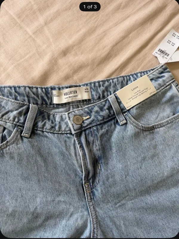 Low-Rise Hollister Baggy Jeans - Image 2
