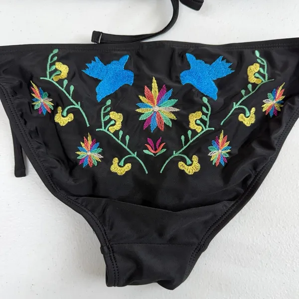 NEW‎ Candie's black floral embroidered push up tie halter bikini swimsuit set M - Image 8