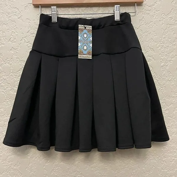 Boohoo Pleated Mini Tennis Skirt - Image 4