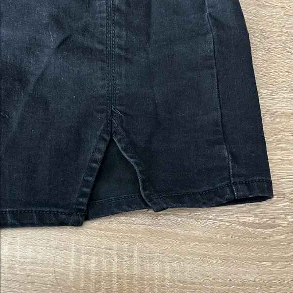 Free People Black Mini Skirt - Image 3