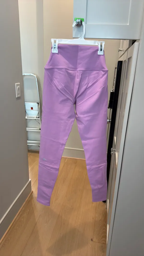 Alo yoga leggings - Image 3