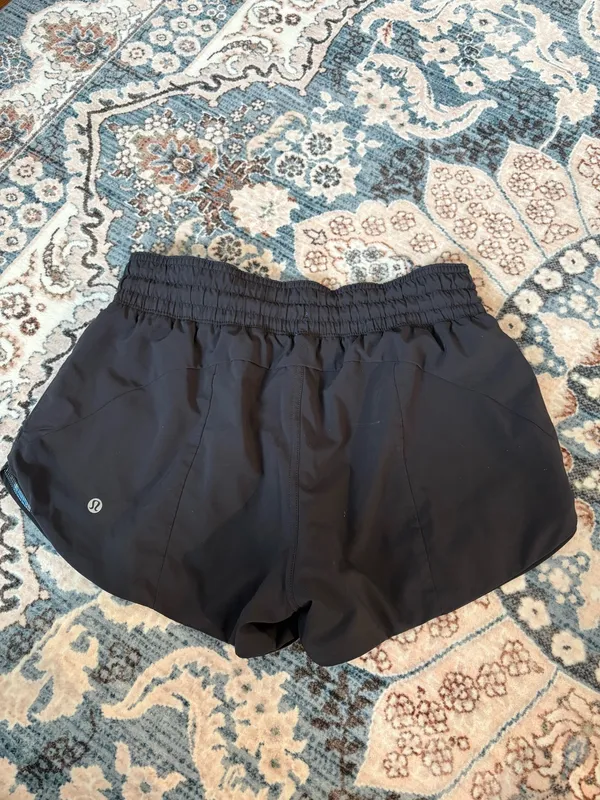 Lululemon Reversible Shorts - Image 4