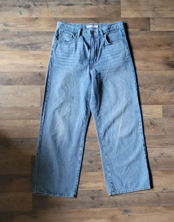 Levi's High-Rise Straight-Leg Jeans - Image 3