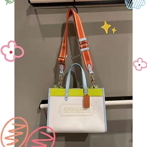 COACH Field Tote 30 In Colorblock With Coach Badge C0777 - Image 3