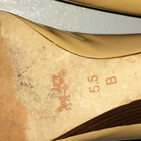 Coach Perry Peep Toe Wedge Sz 5.5 - Image 2