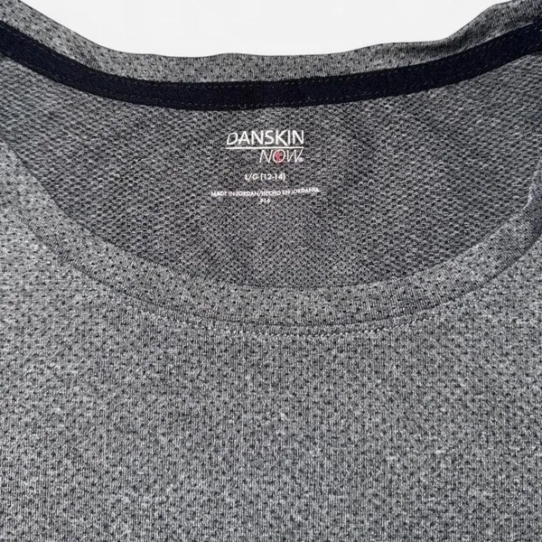 Danskin Gray Breathable Long Sleeve Workout Top with Chevron Back Design, Large - Image 2