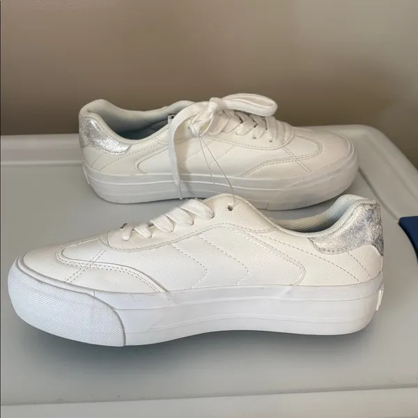 Blowfish‎ Malibu Platform Sneaker size 9 White - Image 8