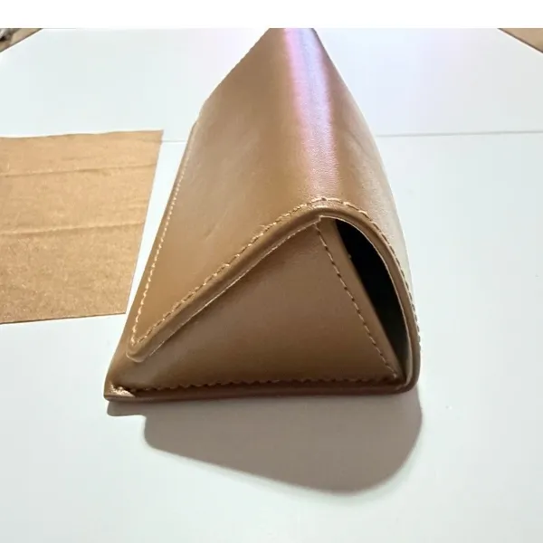 Burberry Sunglasses Case Tan Leather Triangular Hard Shell Case & Cloth - Image 6