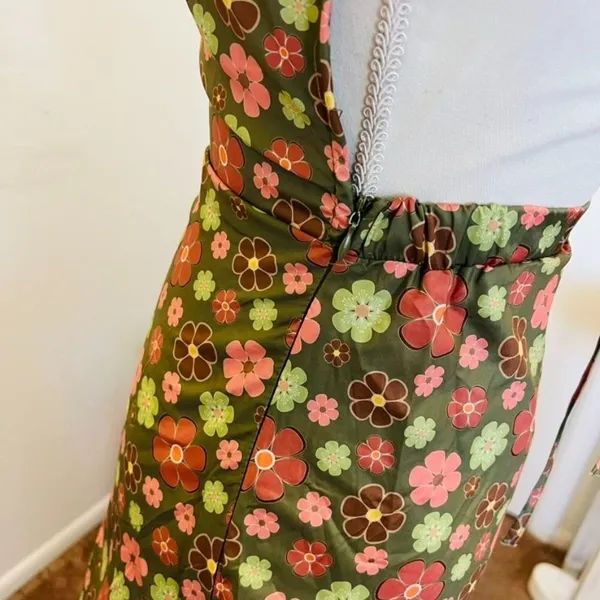 Verge Girl Green Hippie Retro Floral Silky Open Back Mini Dress NEW US Size 2 - Image 6