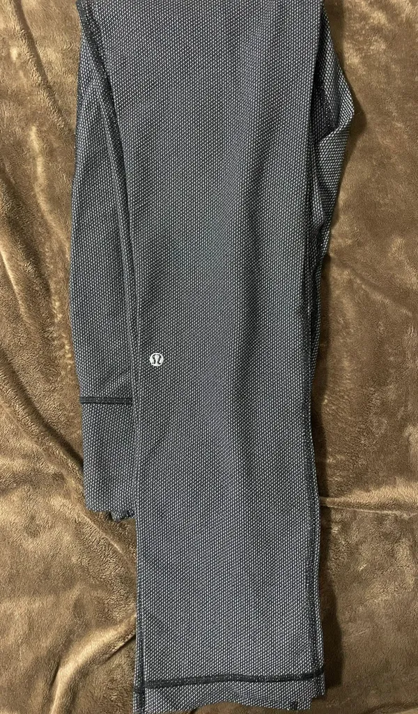Lululemon Leggings - Image 4