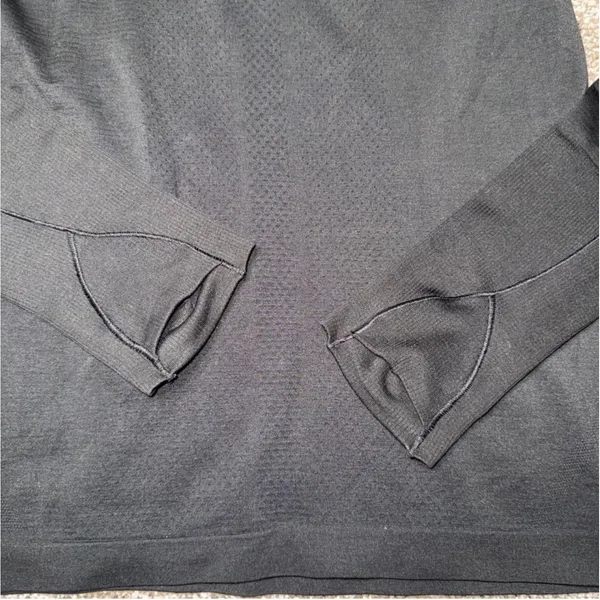 Lululemon Swiftly Tech Long Sleeve Women Size 6 Black Good Thumbholes Activewear - Image 4