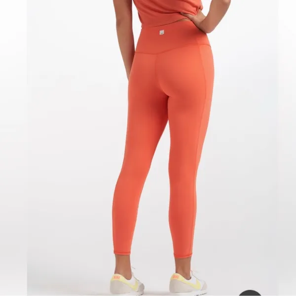 Vuori Women's Coral Leggings - Image 8
