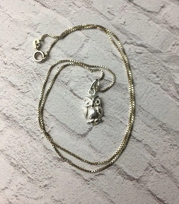 Sterling silver owl pendant with 18” box chain - Image 3