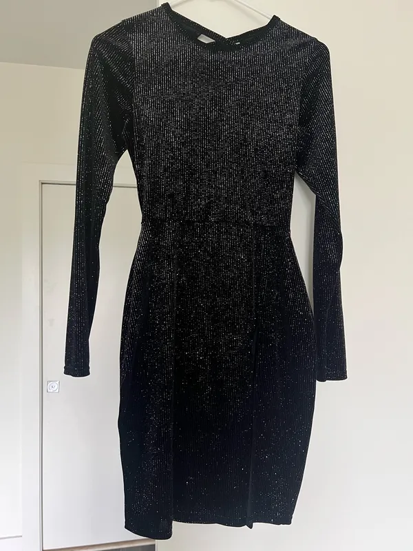 Black Long-Sleeve Sparkle Bodycon Dress - Image 2