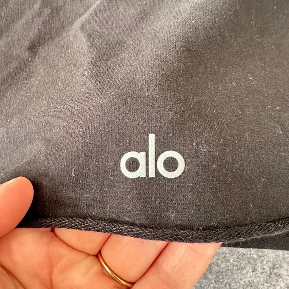 Alo Yoga Womens Cropped Raglan Sweatshirt‎ Black Raw Hem Size L Large - Image 7