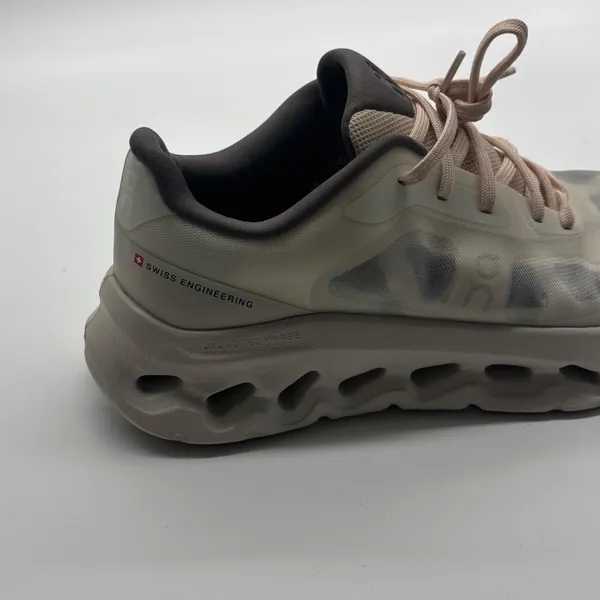 On Running Cloudsurfer Ivory Sand Sneakers Womens 9.5 EU 41 Right Shoe Only - Image 6