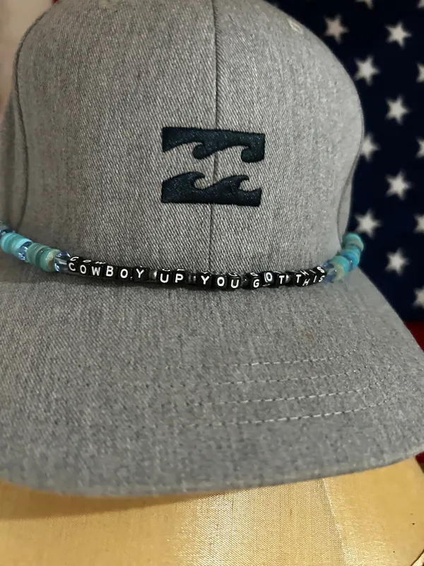 Hat chain Cowboy up you got this handmade brand new - Image 3