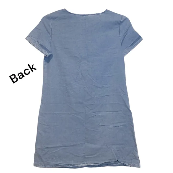 Women’s blue denim color dress (not denim) short sleeve doesn’t stre size Small - Image 2