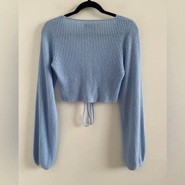 White Fox Blue Always Daydreaming Long Sleeve Crop Size Large - Image 7