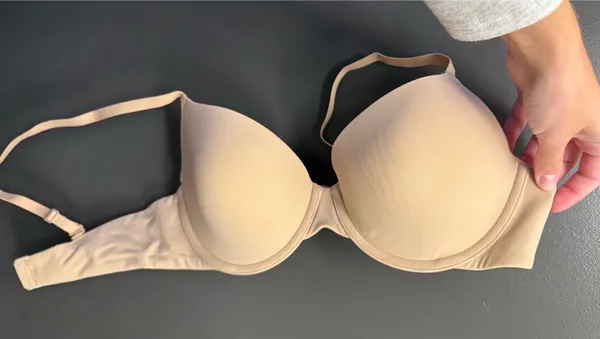 SKIMS Fits Everybody T-Shirt Bra - Image 6