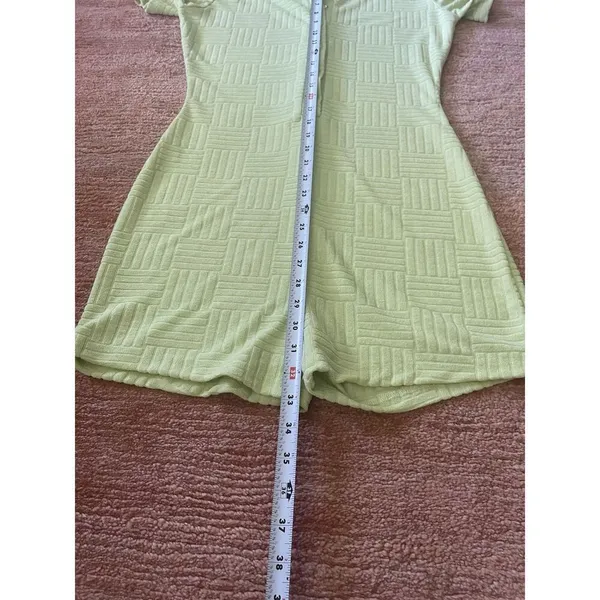 Lime Green Textured Romper Polo Collar Button Front Stretch Women’s Size M - Image 3