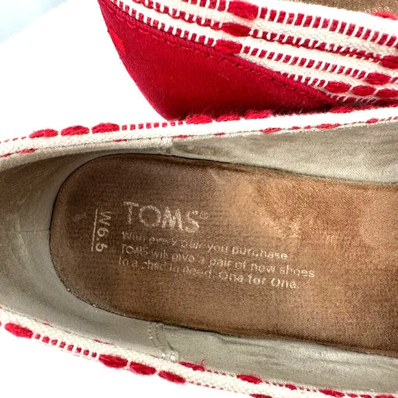 Toms size 6.5 red white‎ wedge heels peep toe slide on - Image 6