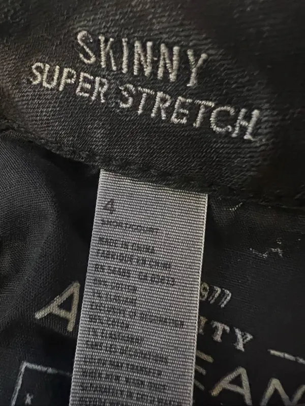 American Eagle Outfitters Black Super Stretch Skinny Jeans Size 4 SHORT - Image 5